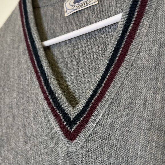 IZOD LACOSTE - vintage 1970s sweater - Picture 6 of 9